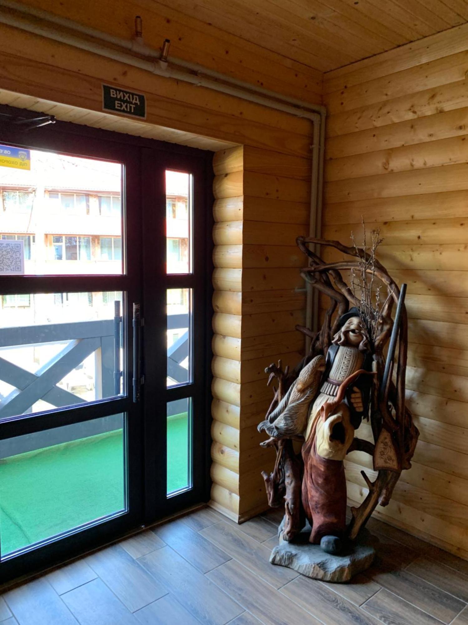 Hotel Novoe Shale Яблоница Экстерьер фото