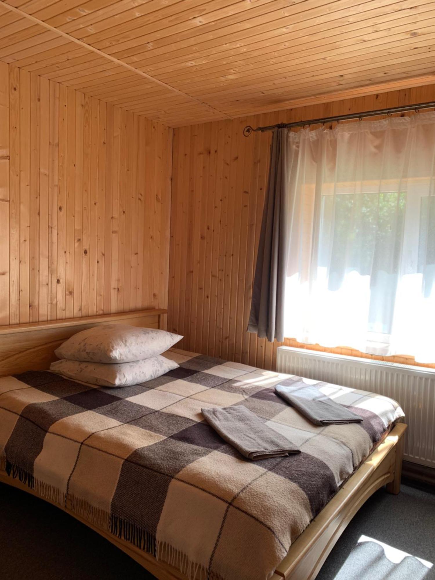 Hotel Novoe Shale Яблоница Экстерьер фото